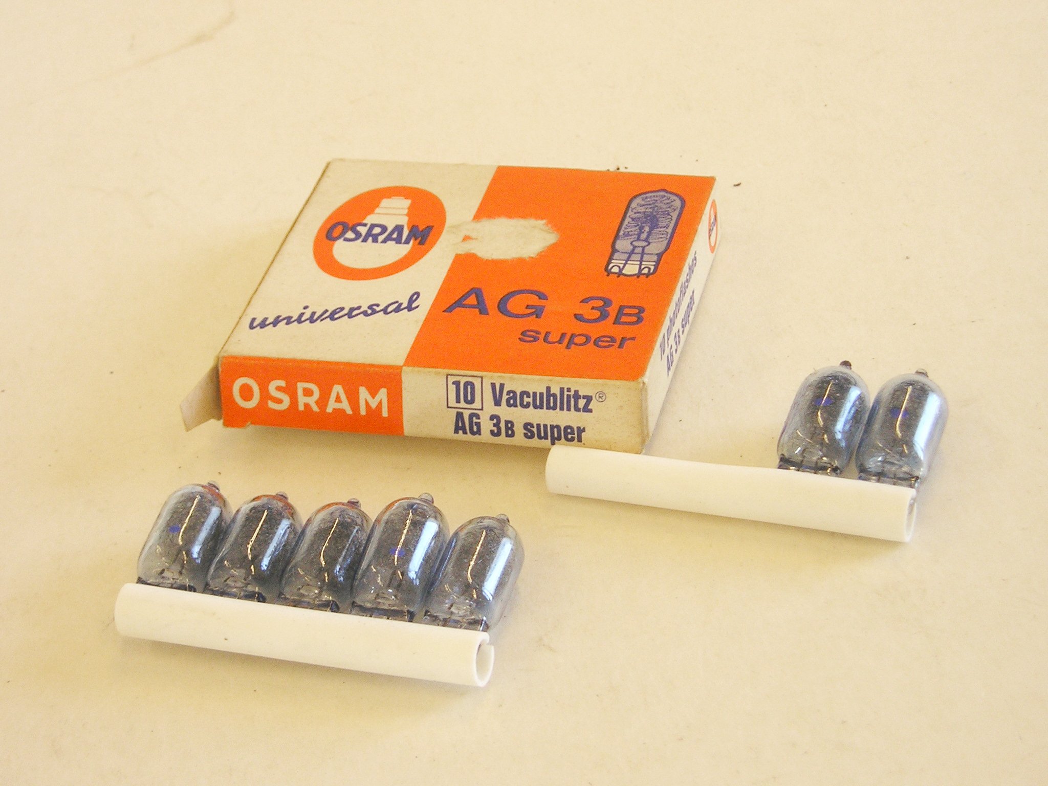 Osram Universal AG 3B Super