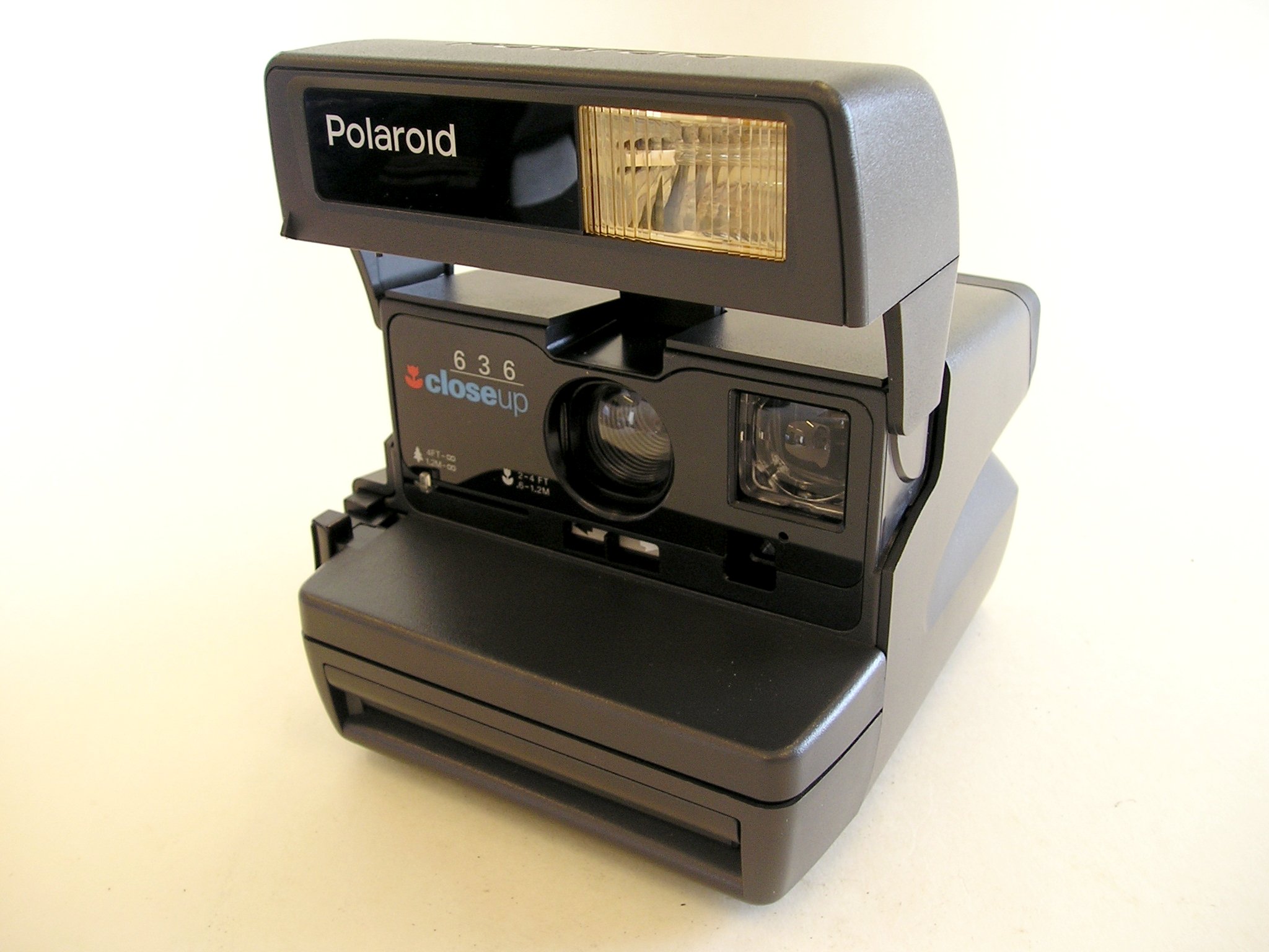 Polaroid 636